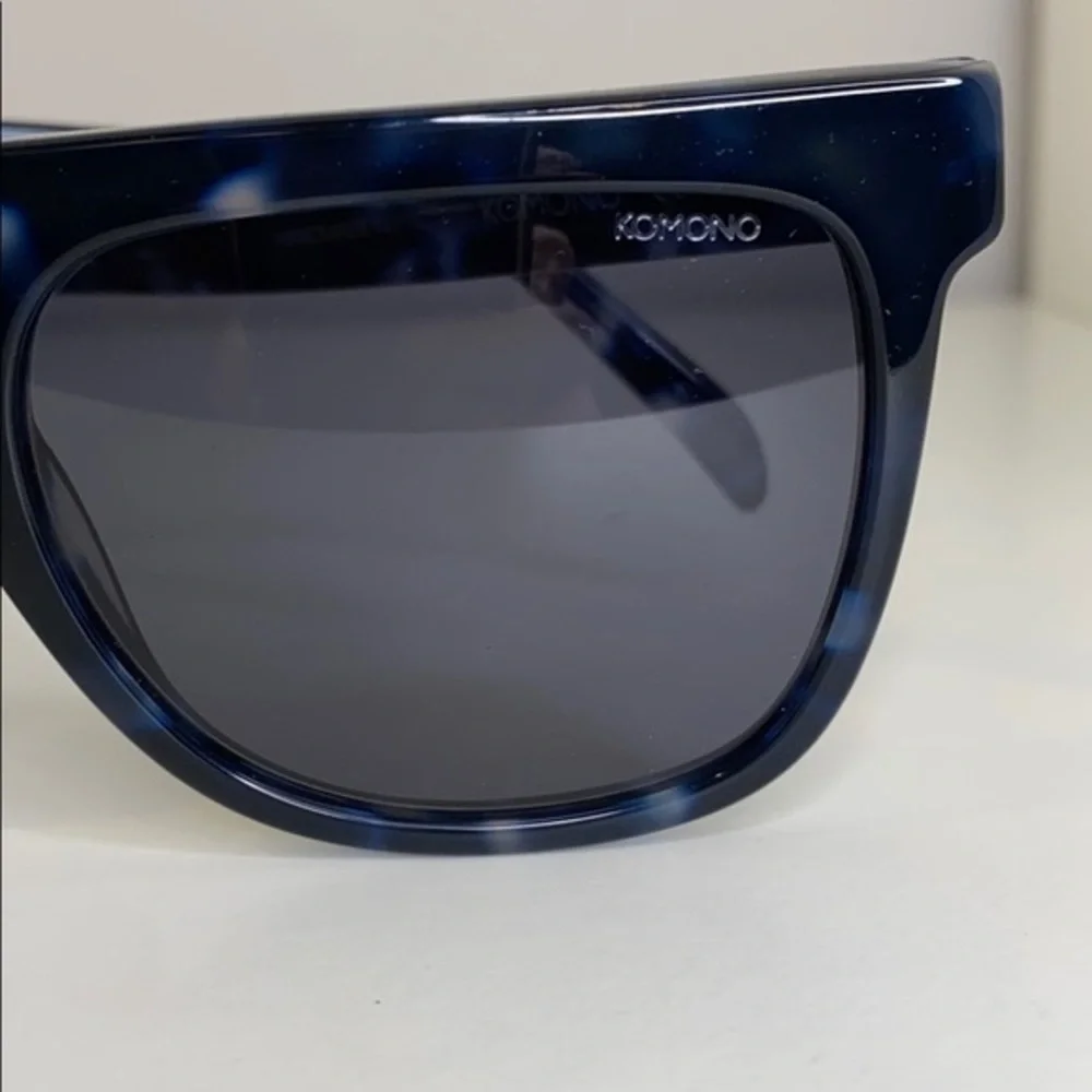 Komono Sunglasses Bennet Indigo Demi